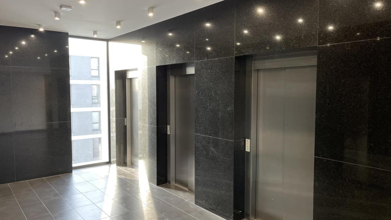 Prymasa Tysiaclecia 83A By Aparthouse Lägenhet Warszawa Exteriör bild