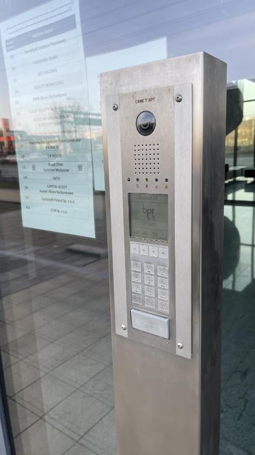 Prymasa Tysiaclecia 83A By Aparthouse Lägenhet Warszawa Exteriör bild